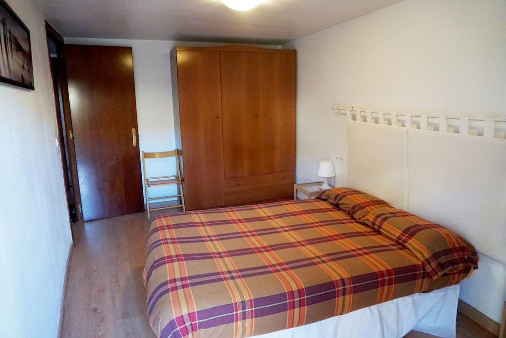 Apartamentos Turisticos Rio Gallego Huesca Extérieur photo