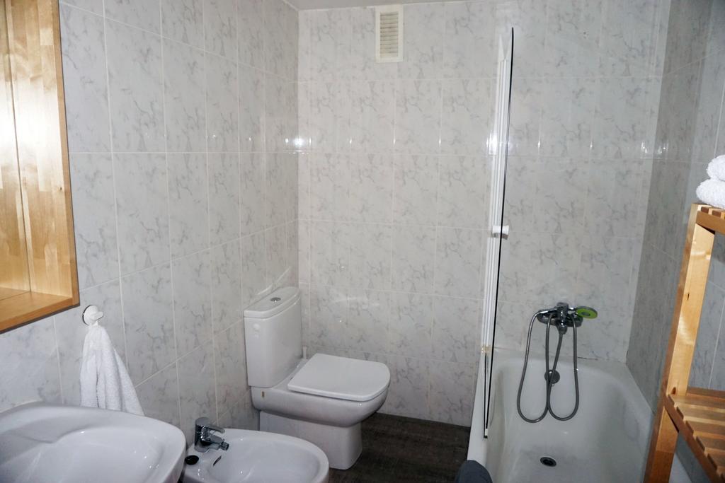 Apartamentos Turisticos Rio Gallego Huesca Extérieur photo