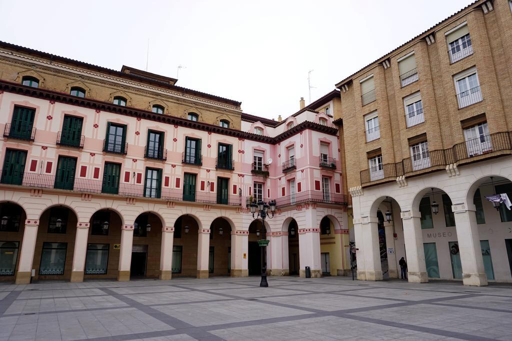 Apartamentos Turisticos Rio Gallego Huesca Extérieur photo